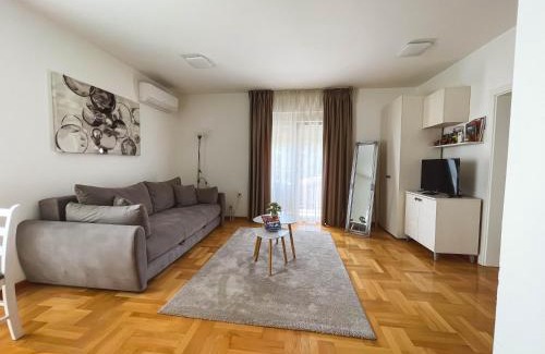 Prokuplje Apartment | Apartmani TEO