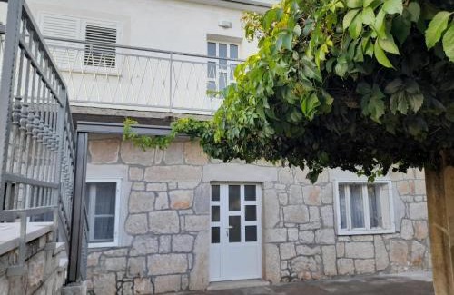 Zavala Apartment | Apartmani Vuletić