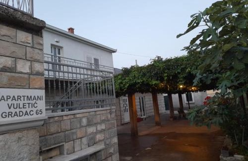 Zavala Apartment | Apartmani Vuletić