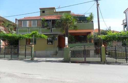 Trogir House | Apartmani Yucca