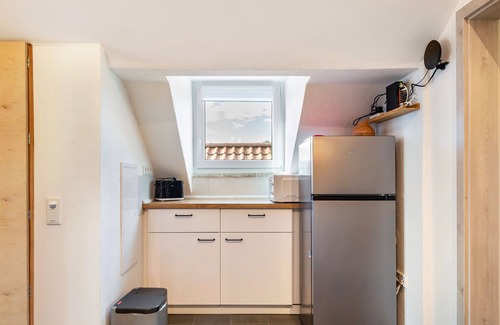 Bad Griesbach im Rottal Apartment | Apartment 'Fernsicht' with Shared Garden, Balcony and Wi-Fi