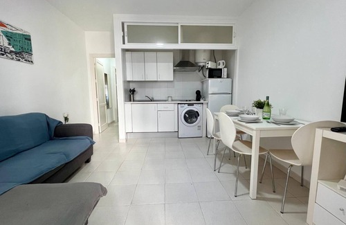 Chiclana de la Frontera Apartment | Apartment Marinero del sur, a/c and WiFi