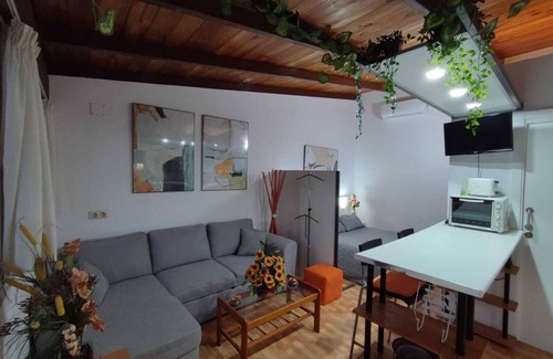 Espartinas Apartment | Apartment 2, Chalet Manzano 15 min from Seville