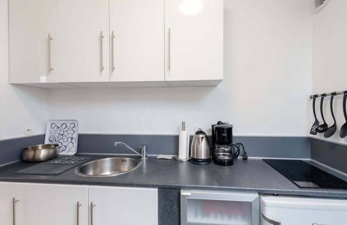 Port-en-Bessin-Huppain Apartment | Apartment in a residence by the sea