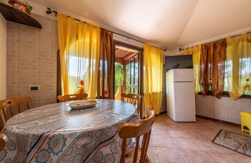 Castiadas Apartment | Apartment "Casa Mallus" With Mountain View, Balcony, Garden, Terrace & Grill