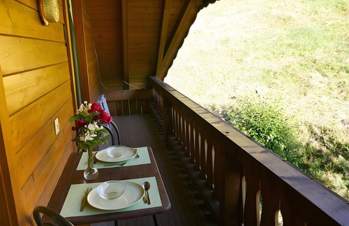 Obermunstertal Apartment | Apartment 'Auszeit -Gipfhof-' with Mountain View, Shared Garden and Wi-Fi