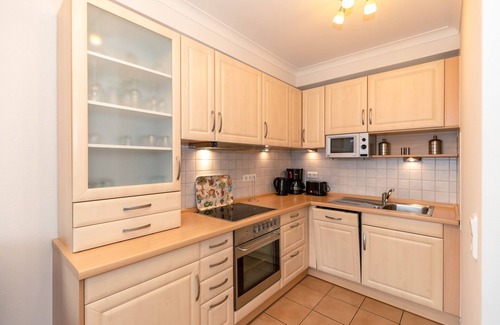 Kuehlungsborn Apartment | Apartment mit Südbalkon - Saunabereich Inklusive und nur 100 m zum Ostseestrand!