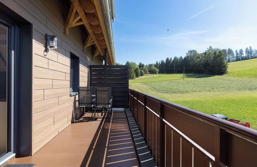 Triberg im Schwarzwald Apartment | Apartment 'Kapellen Blick' with Mountain View, Shared Terrace and Wi-Fi