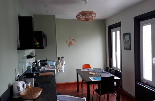 Saint-Valery-sur-Somme Apartment | Apartment located in the center of Saint Valery, 20m from the sea wall