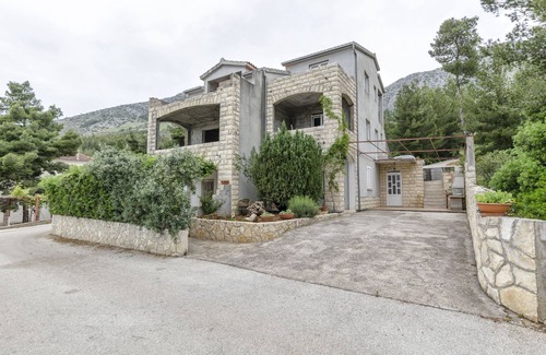 Ivan Dolac Apartment | Apartments Helena (34021-A4) - Ivan Dolac - island Hvar