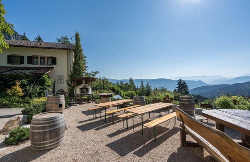 Tesimo Apartment | Apartment 'Baumannhof Hasental - Adults Only' with Mountain View, Shared Garden and Wi-Fi