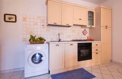 Tiriddo Apartment | Apartment Rododendro with A/C
