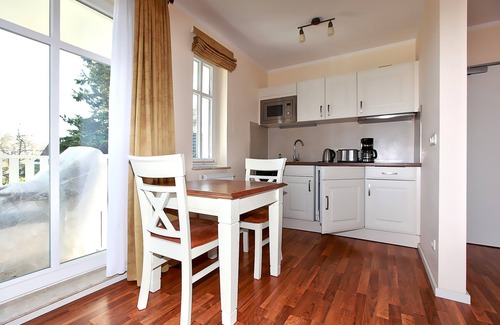 Ostseebad Ahrenshoop Apartment | Apartment 04 is located on the first floor