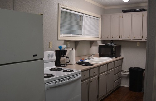 Milam Apartment | Apartment 1 - 2760 Carters Ferry Road Milam Texas. Free Ice !