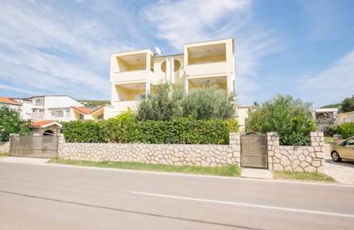 Novalja Apartment | Apartment ∙ 1 bedroom ∙ 4 guests