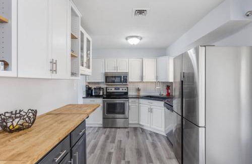Omaha Apartment | Apartment ∙ 1 bedroom ∙ 2 guests