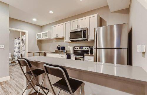 Stapleton Apartment | Apartment ∙ 1 bedroom ∙ 3 guests