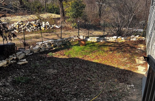 Belton Apartment | Apartment 1-bedroom 1 room open living, dinning room with 2 beds and kitchen