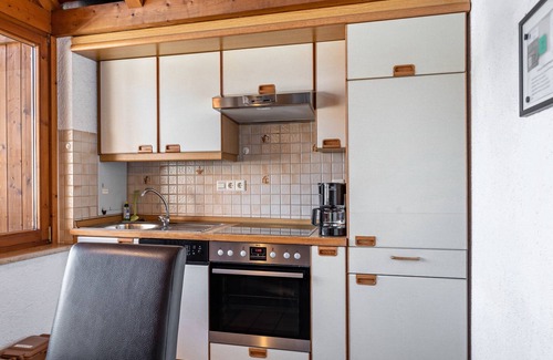 Bodman-Ludwigshafen Apartment | Apartment '1' with Shared Garden, Balcony and Wi-Fi
