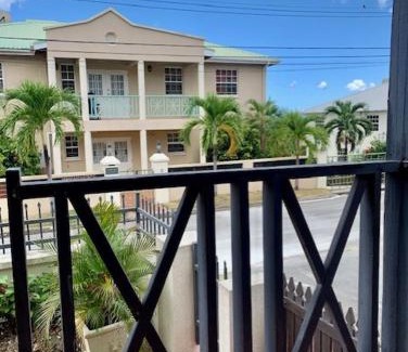 Prospect Apartment | Apartment 1, Kenridge Residences