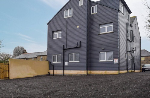Huddersfield Apartment | Apartment 1 - UK48904