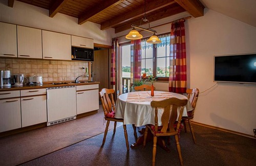 Oberreitnau Apartment | Apartment '1' with Mountain View, Shared Garden and Wi-Fi