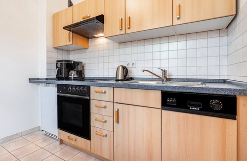 Gross Zicker Apartment | Apartment '1' with Private Terrace, Shared Garden and Wi-Fi