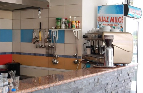 Ulcinj Apartment | Apartment 1,yellow, for 5 People,500 Meter from "Grate Beach",Breakfast included