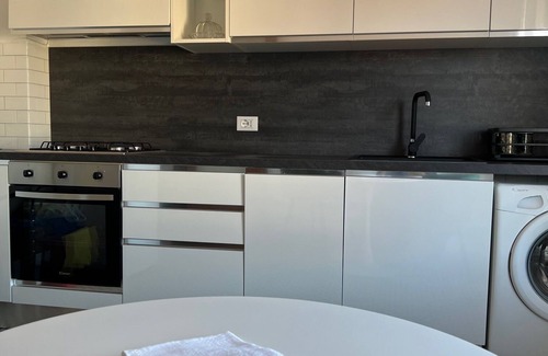 Pesaro Apartment | Apartment 10 minutes from the Theater and the historic home of Gioacchino Rossini.