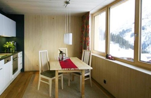 Warth Apartment | Apartment 12 for 2 persons - Haus Hubertus