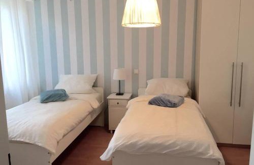 Heerdt Apartment | Apartment 120 qm -3 Schlafzimmer-2 Bäder- für 7 Gäste