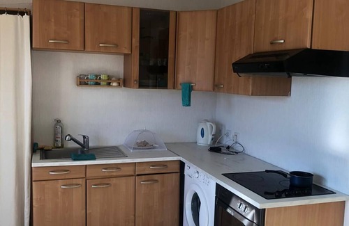 Antigone Apartment | Apartment 15 minutes' walk from the town center