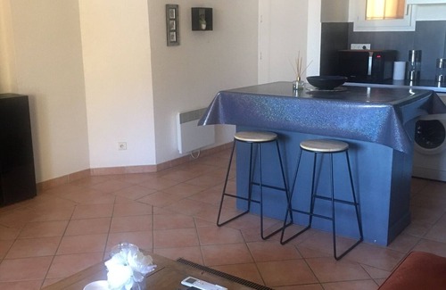 L'Ile-Rousse Apartment | Apartment 15mn walk