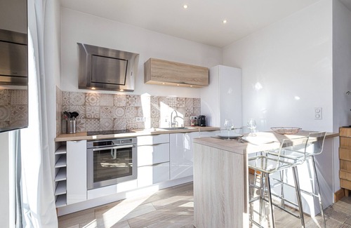 Riquier Apartment | Apartment 1BR - South facing balcony - A/C