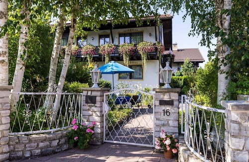 Bad Endorf Apartment | Apartment 2, 34 sqm 1st floor, combined living and sleeping area