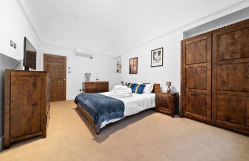 Lime Street House | Apartment 2, 48 Bishopsgate by City Living London