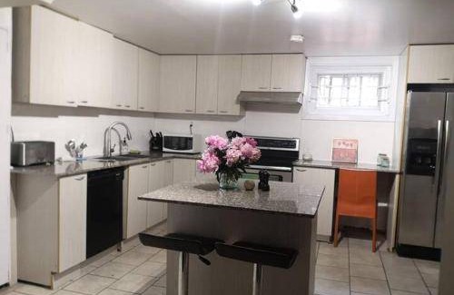 Cartierville Apartment | Apartment ∙ 2 bedrooms ∙ 4 guests
