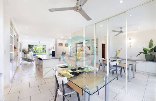 Larrakeyah Apartment | Apartment ∙ 2 bedrooms ∙ 4 guests