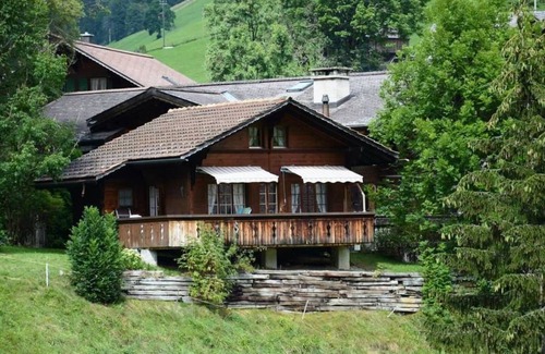 Lauenen Apartment | Apartment ∙ 2 bedrooms ∙ 2 guests