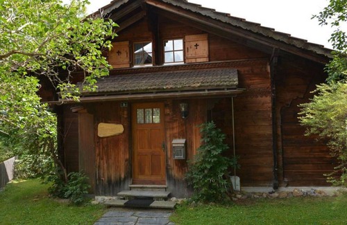 Lauenen Apartment | Apartment ∙ 2 bedrooms ∙ 2 guests