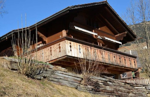 Lauenen Apartment | Apartment ∙ 2 bedrooms ∙ 2 guests