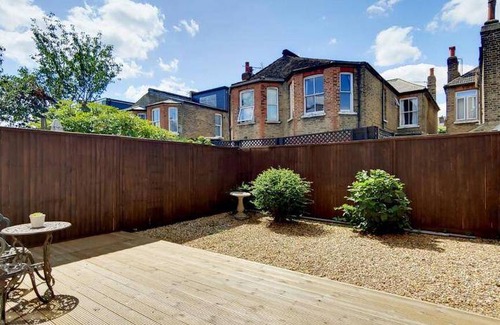 South Acton Apartment | Apartment ∙ 2 bedrooms ∙ 5 guests