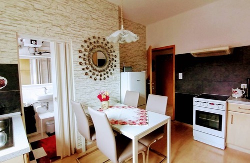 Bad Langensalza Apartment | Apartment ∙ 2 bedrooms ∙ 5 guests