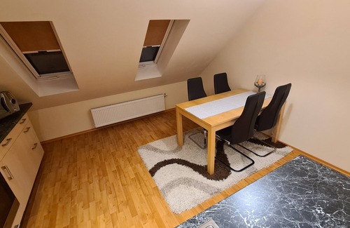 Sulzbach-Rosenberg Apartment | Apartment 2 rooms near Su-Ro, directly on the 5 rivers cycle path for 2 persons