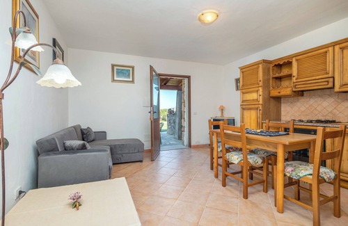 Arzachena Apartment | Apartment "2 in Villa in Campagna" with Mountain View and Shared Pool