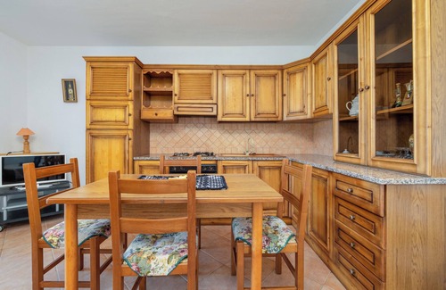 Arzachena Apartment | Apartment "2 in Villa in Campagna" with Mountain View and Shared Pool