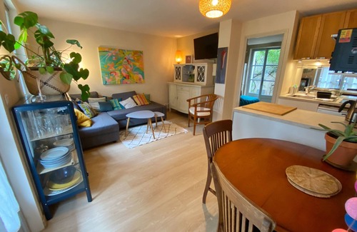 Sud Apartment | apartment 2 P 10 minutes walk from the historic center