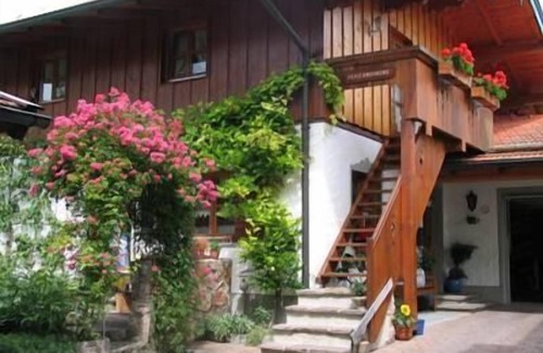 Schleching Apartment | Apartment- 2 pers, 30 sqm, living/sleeping area, balcony