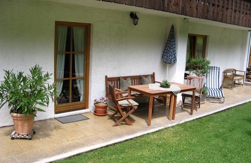 Schleching Apartment | Apartment- 2 persons, 80sqm, 1 bedroom, balcony, WLAN