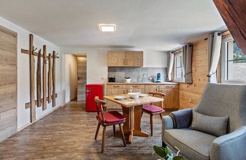 St. Blasien Apartment | Apartment '2' with Mountain View and Wi-Fi
